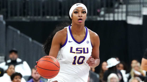 LSU forward Angel Reese